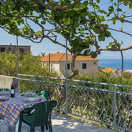 Jurica Apartment