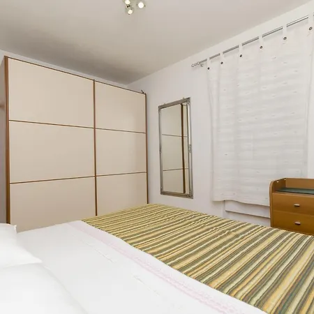 Apartment Jurica *